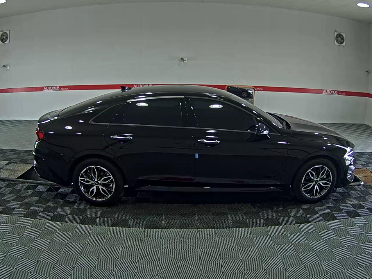 2023 - kia k5