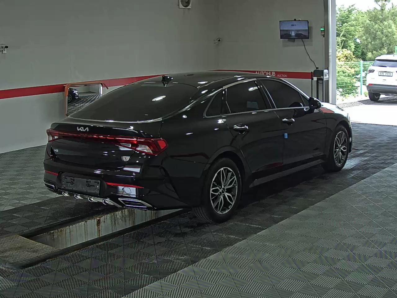 2023 - kia k5