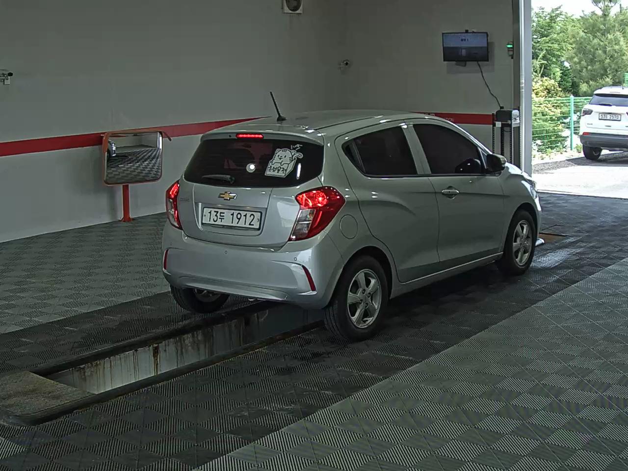 2019 - chevrolet spark