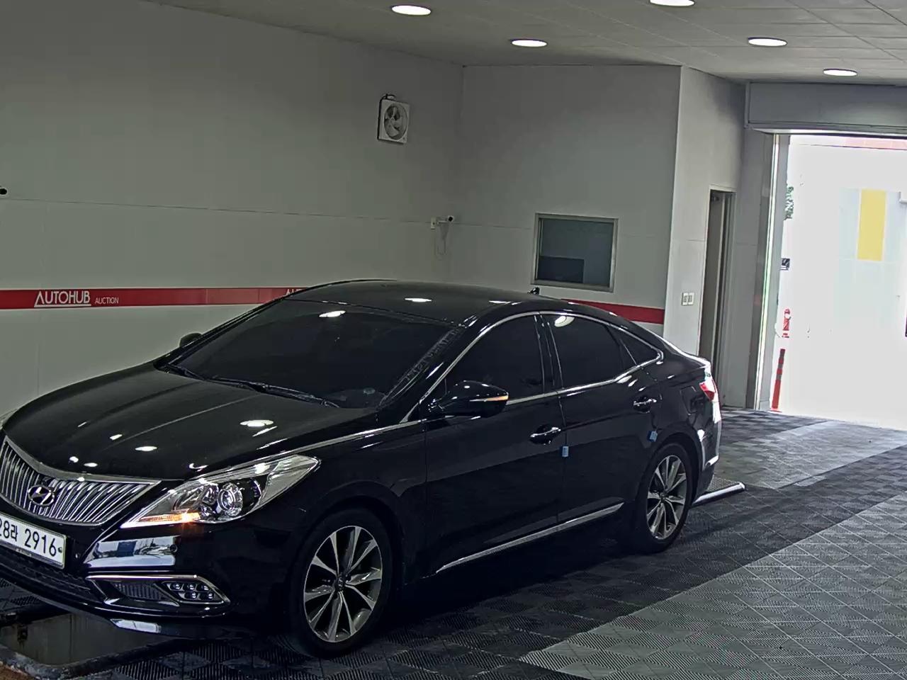 HYUNDAI GRANDEUR HG HG 300