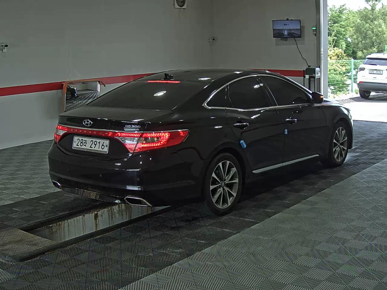 2015 - hyundai grandeur