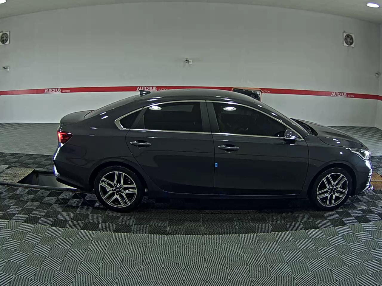 2021 - kia k3