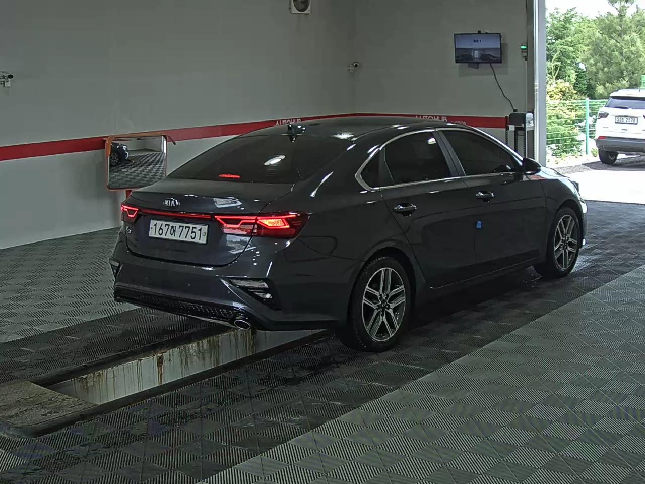 2021 - kia k3
