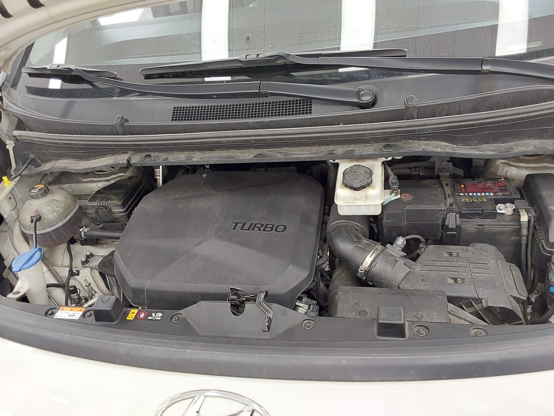 2022 - hyundai staria
