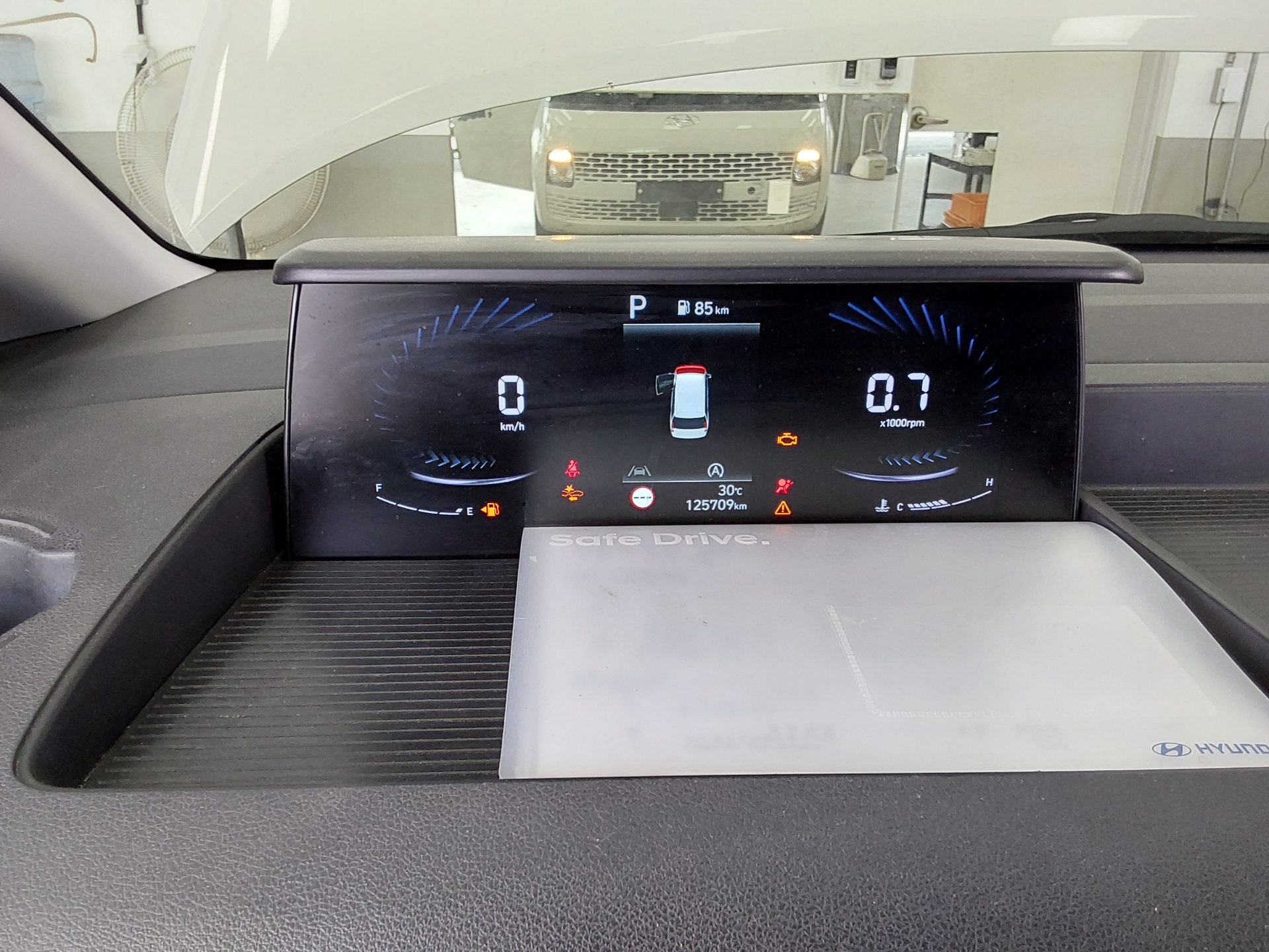 2022 - hyundai staria