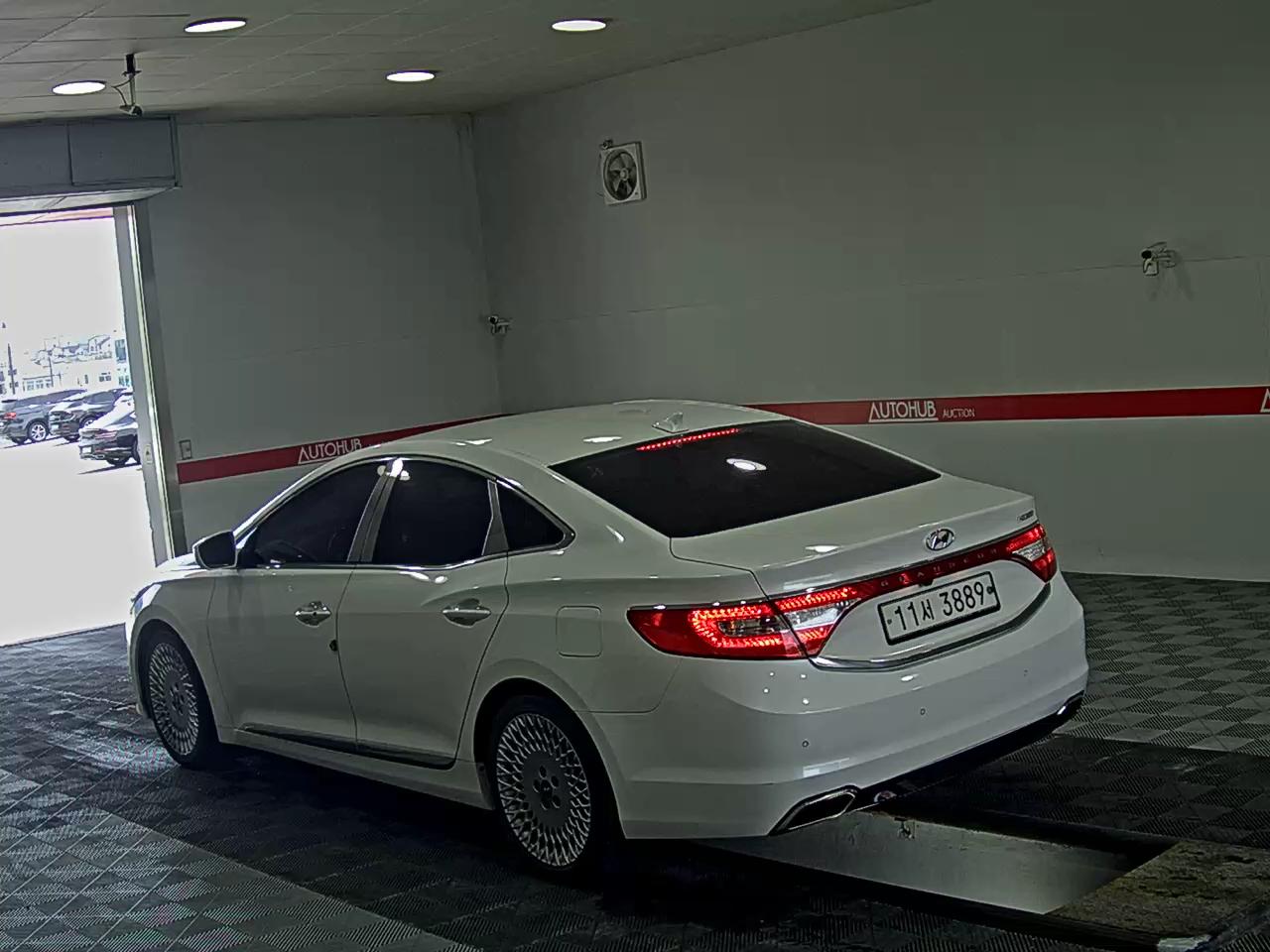 2016 - hyundai grandeur