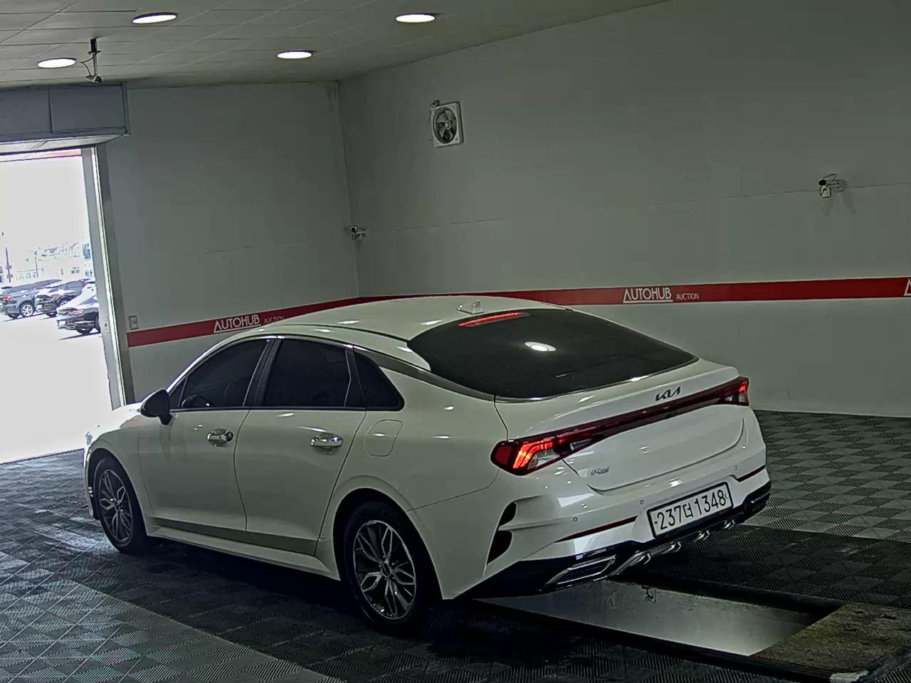 2022 - kia k5