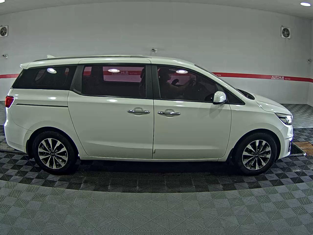 2015 - kia carnival