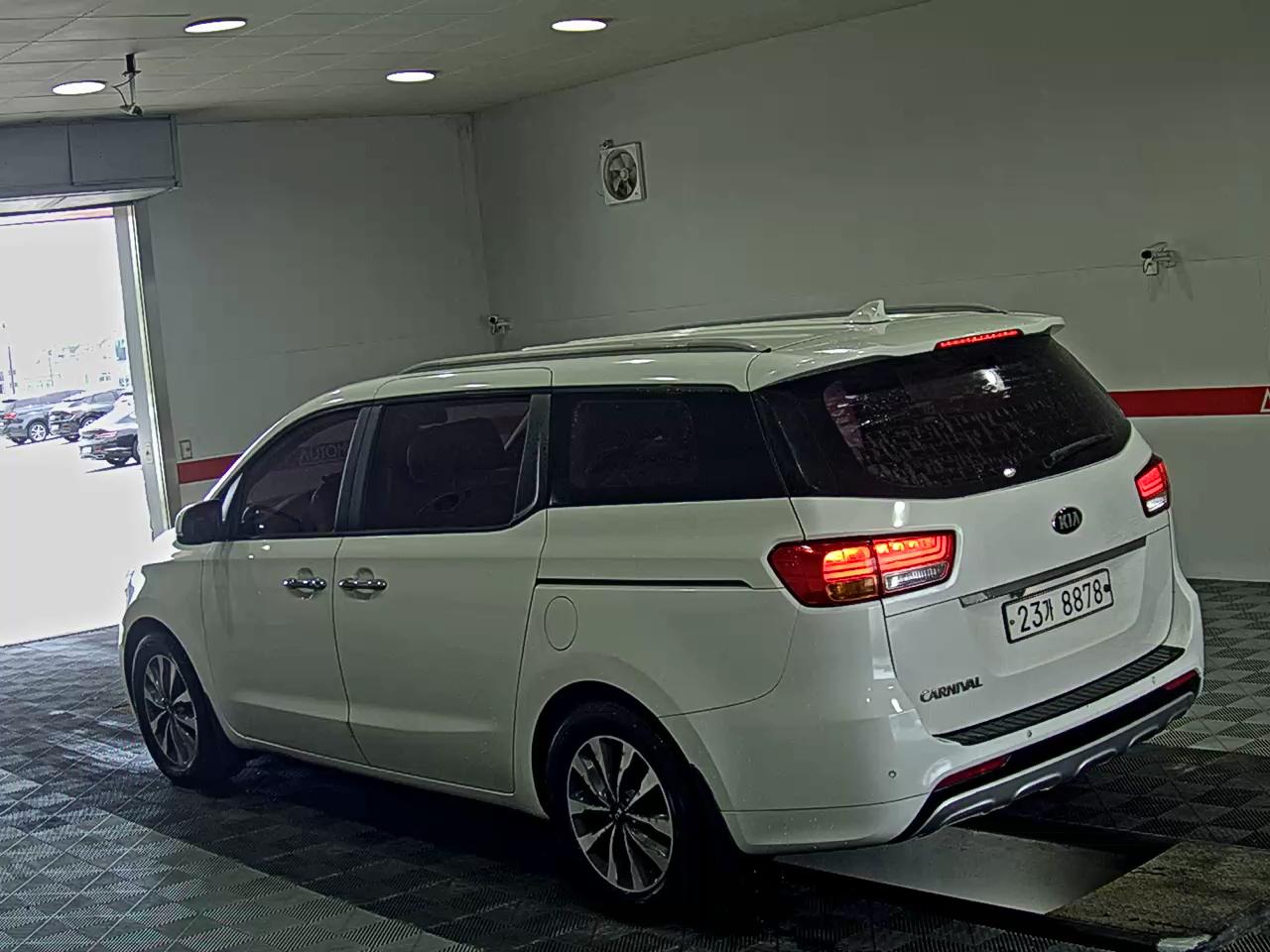 2015 - kia carnival