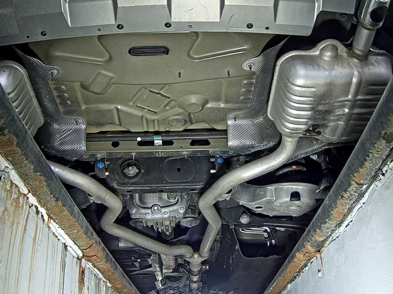 2022 - ford explorer
