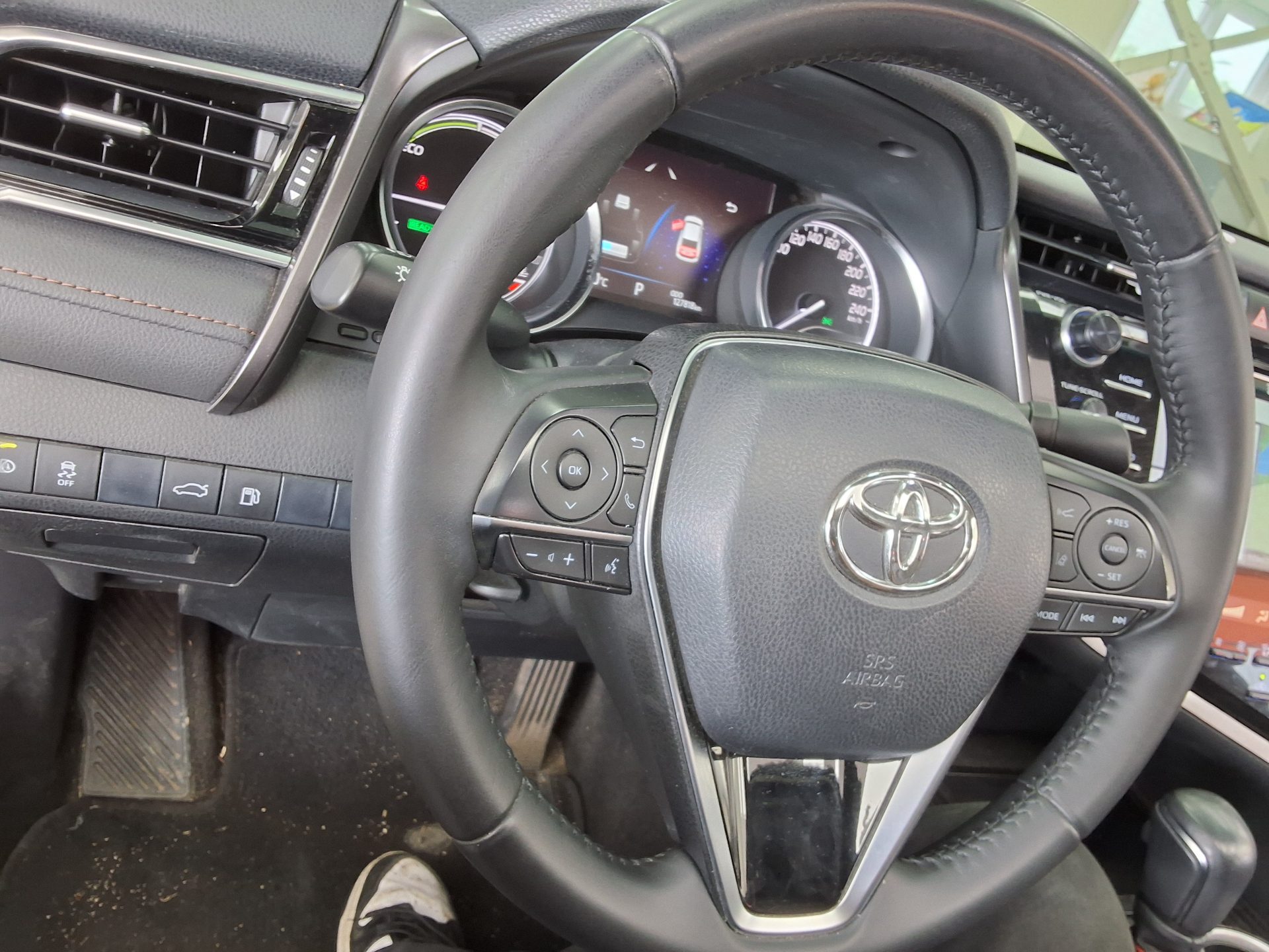 2018 - toyota camry
