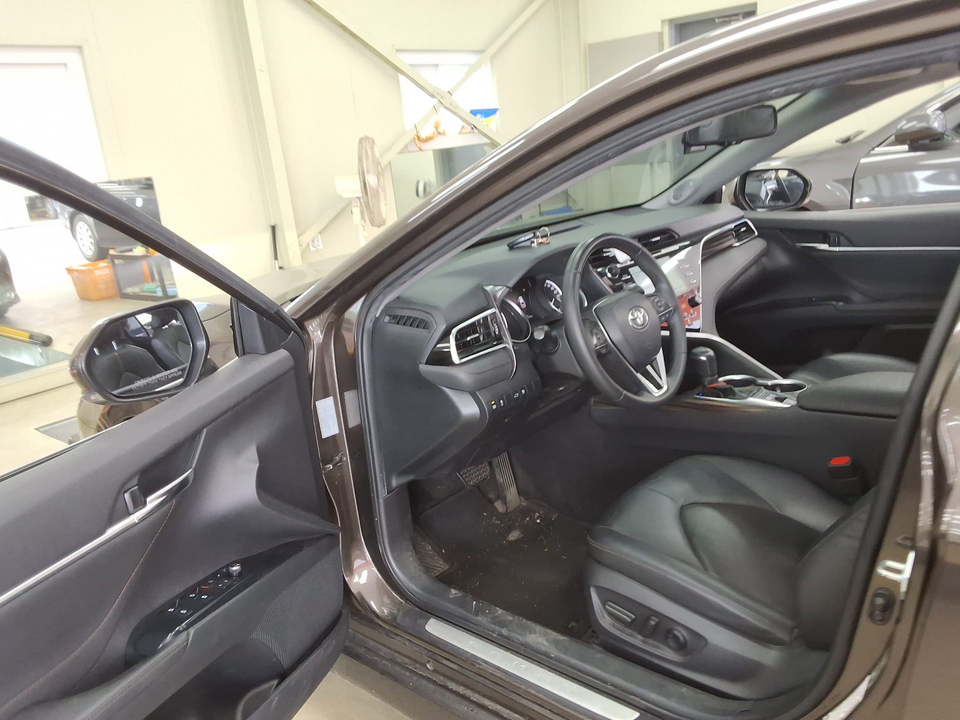 2018 - toyota camry