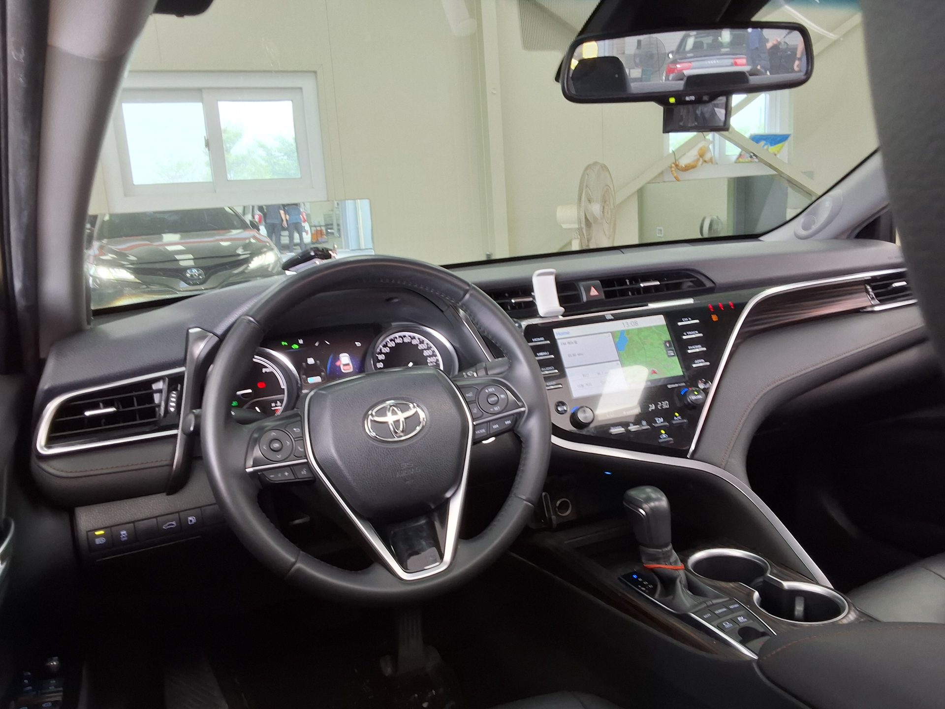2018 - toyota camry