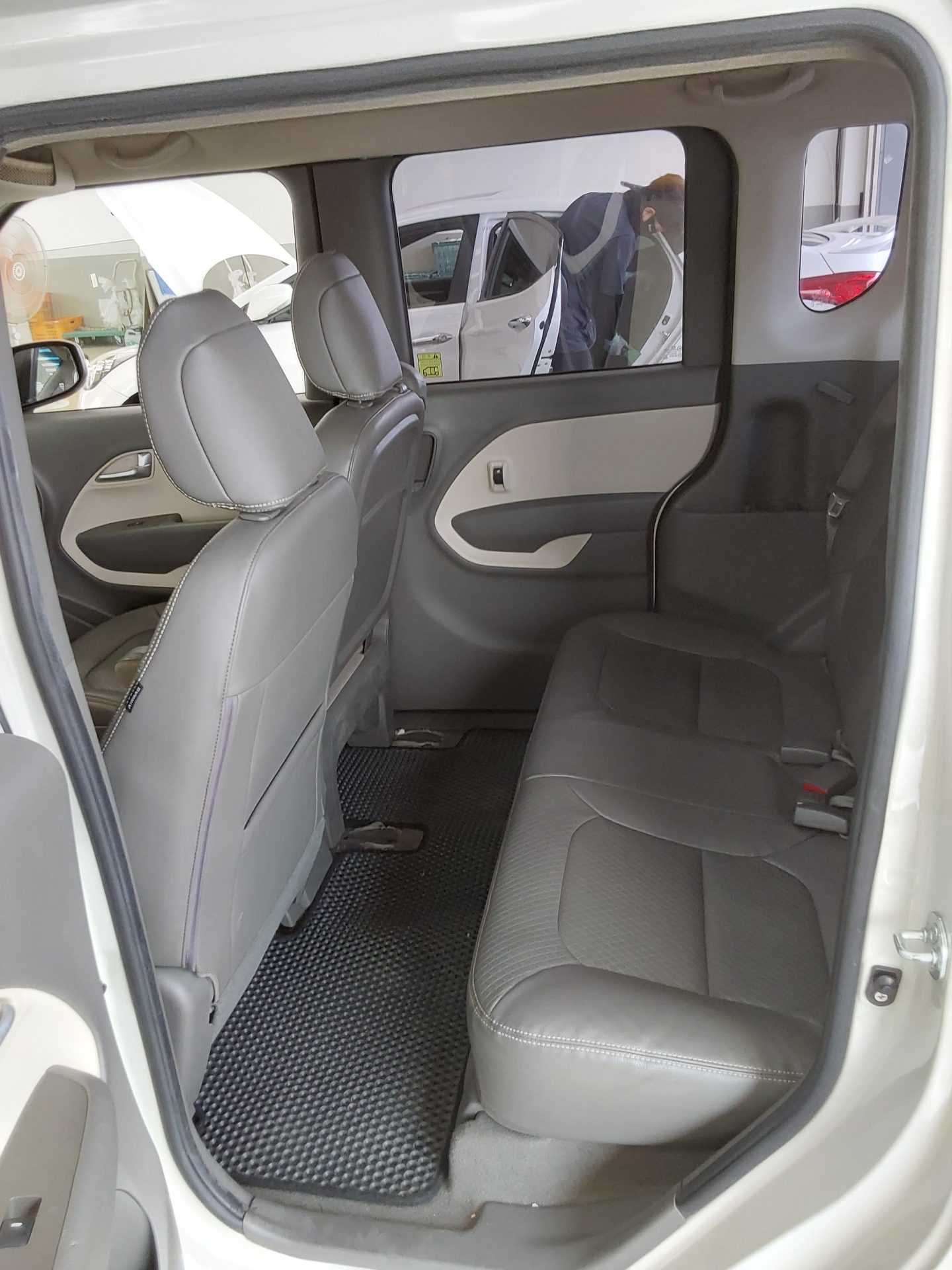 2012 - kia ray