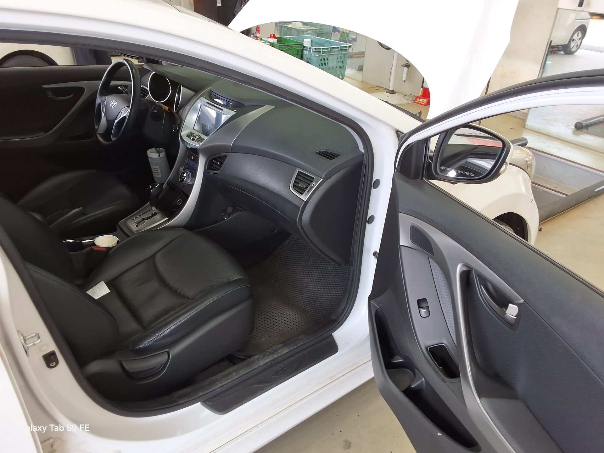 2013 - hyundai avante
