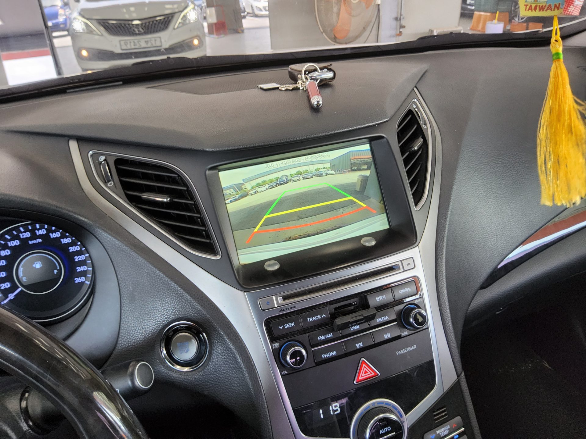 2017 - hyundai grandeur