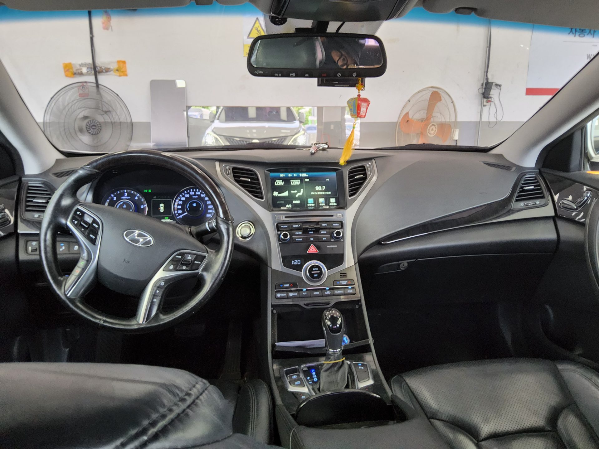 2017 - hyundai grandeur