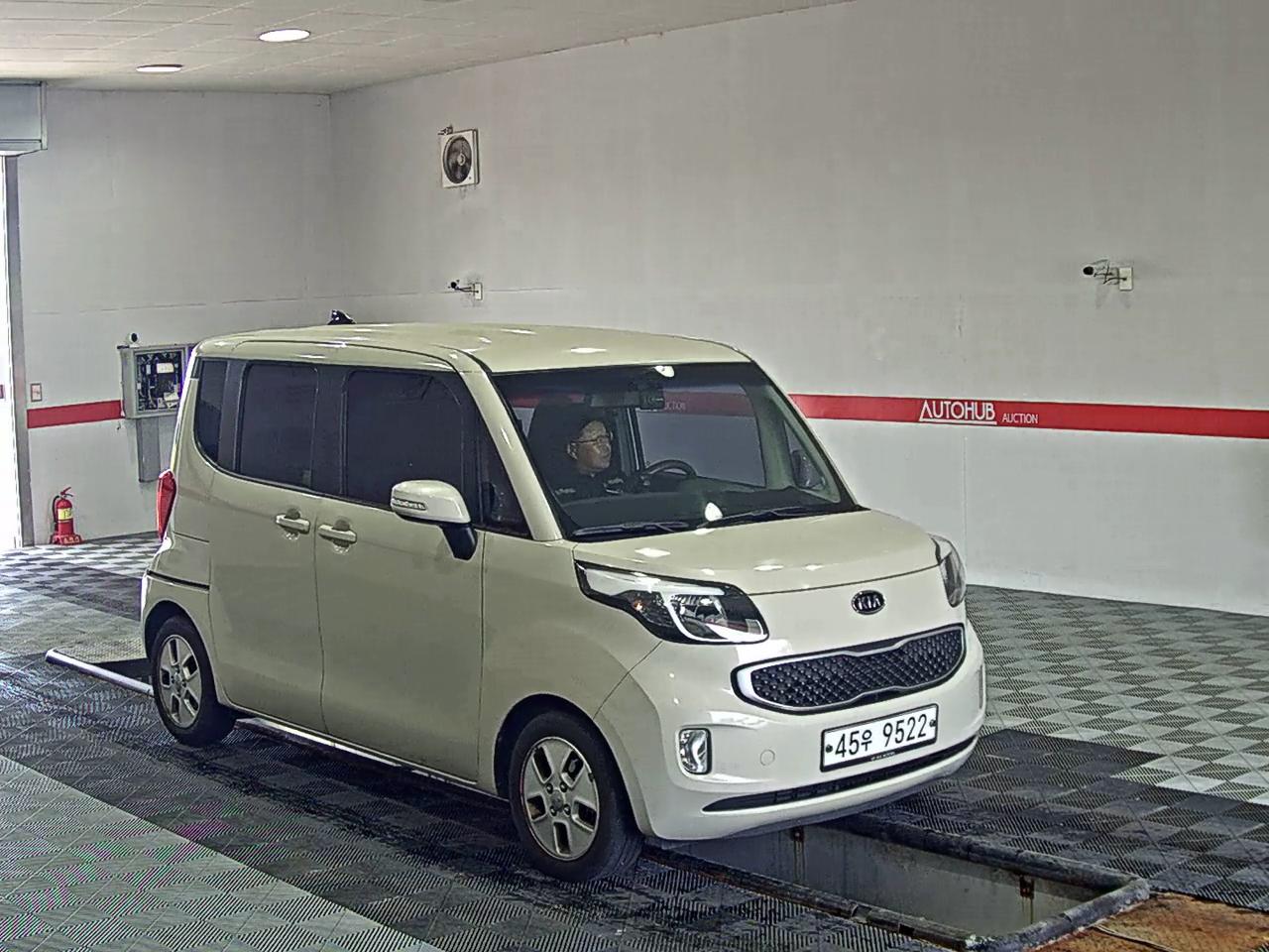 2012 - kia ray