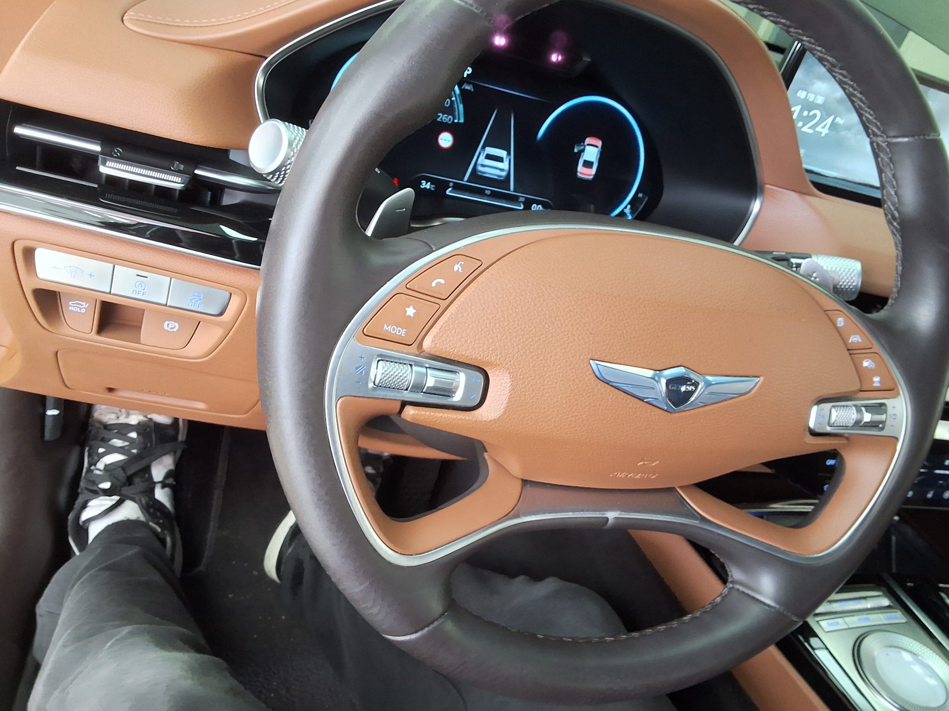 2022 - genesis g80