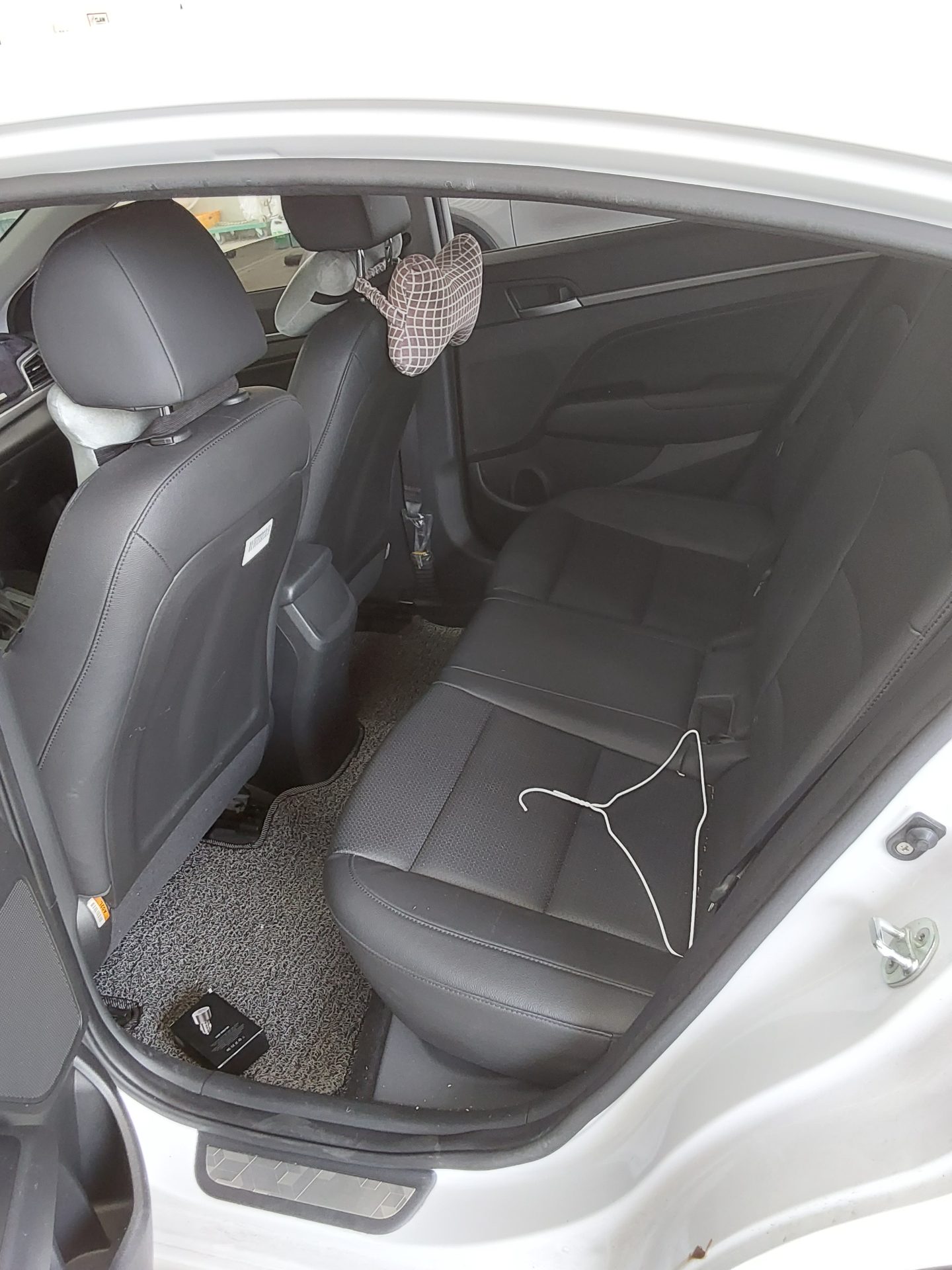 2017 - hyundai avante