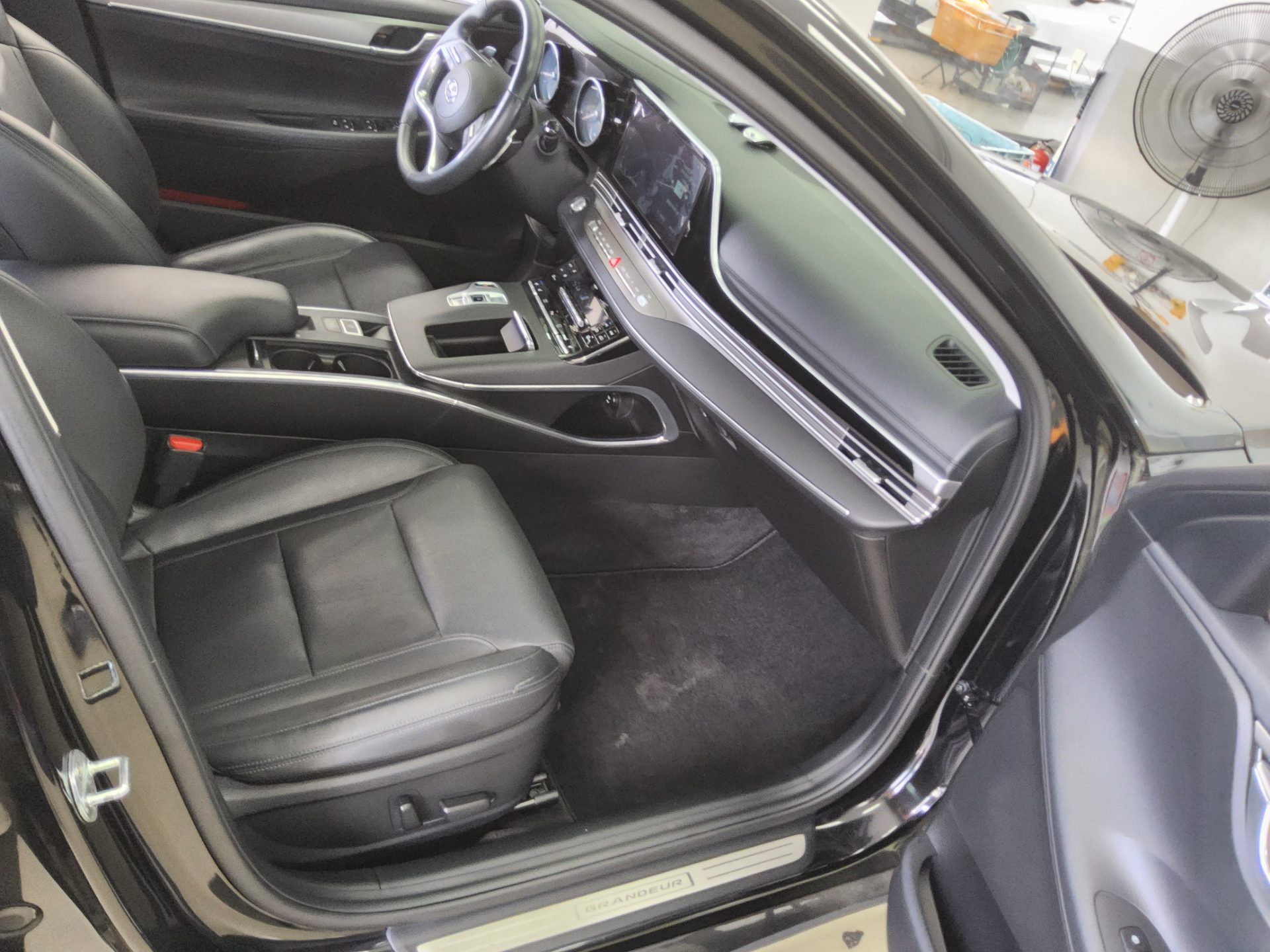 2021 - hyundai grandeur