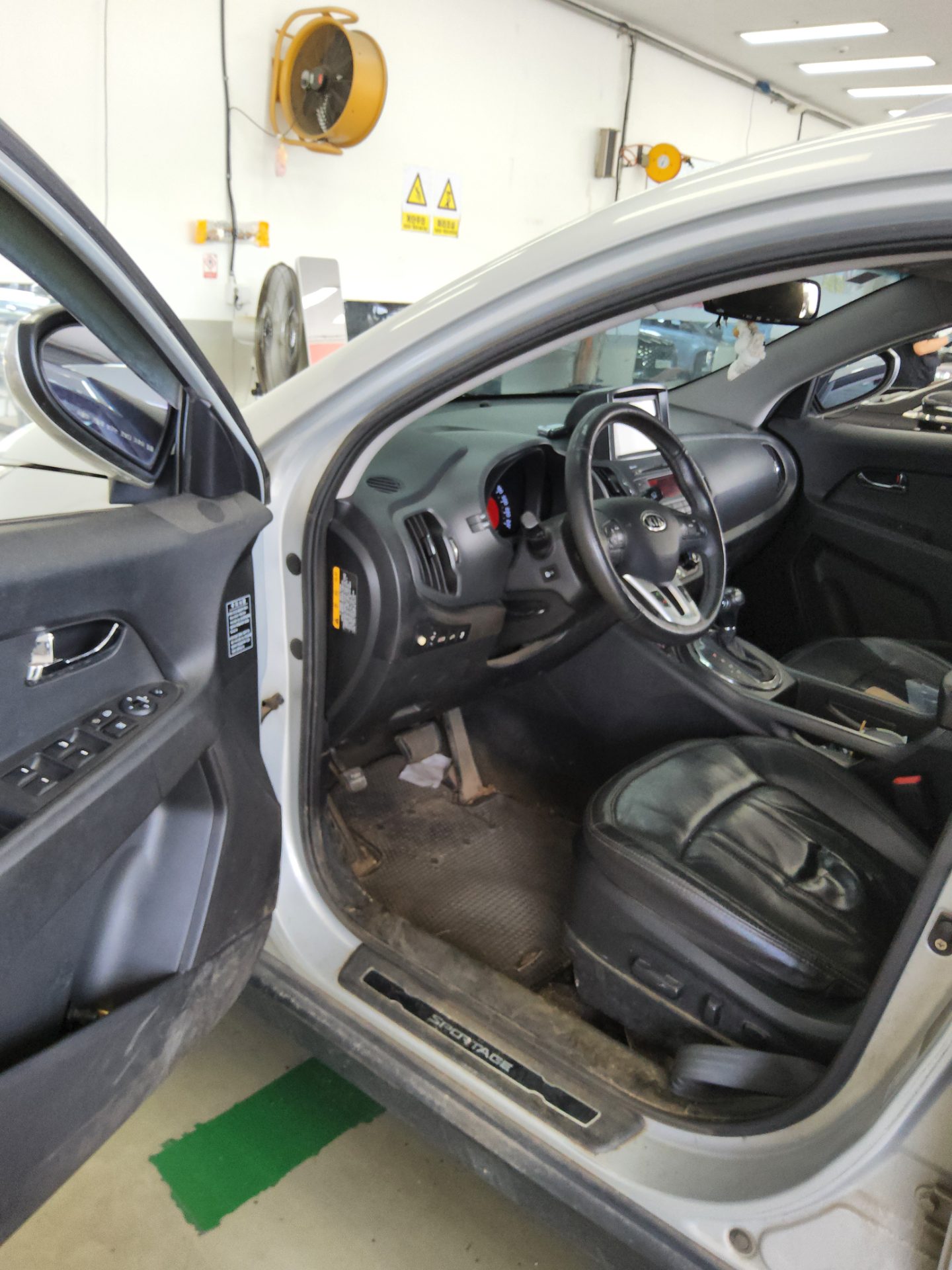 2012 - kia sportage