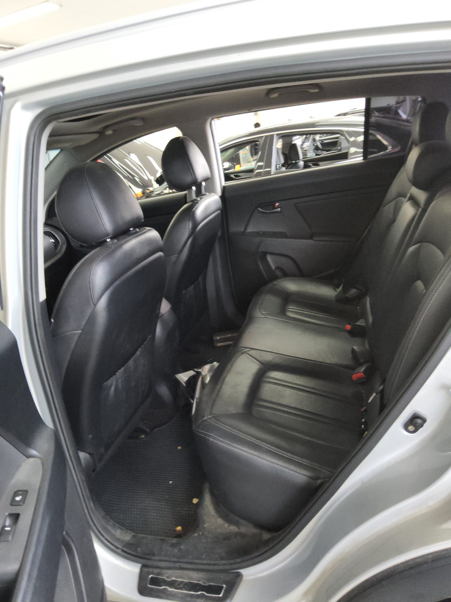 2012 - kia sportage