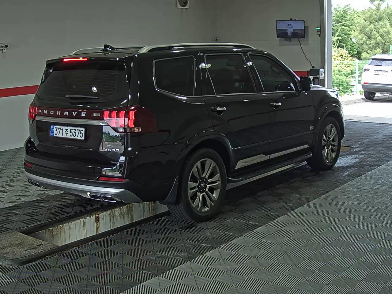 2021 - kia mohave