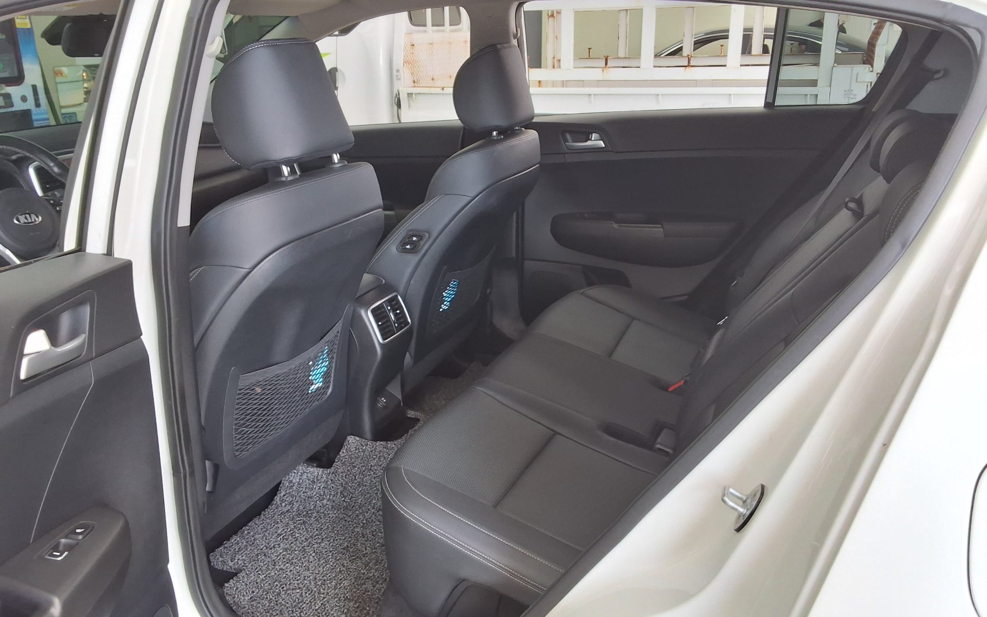 2019 - kia sportage