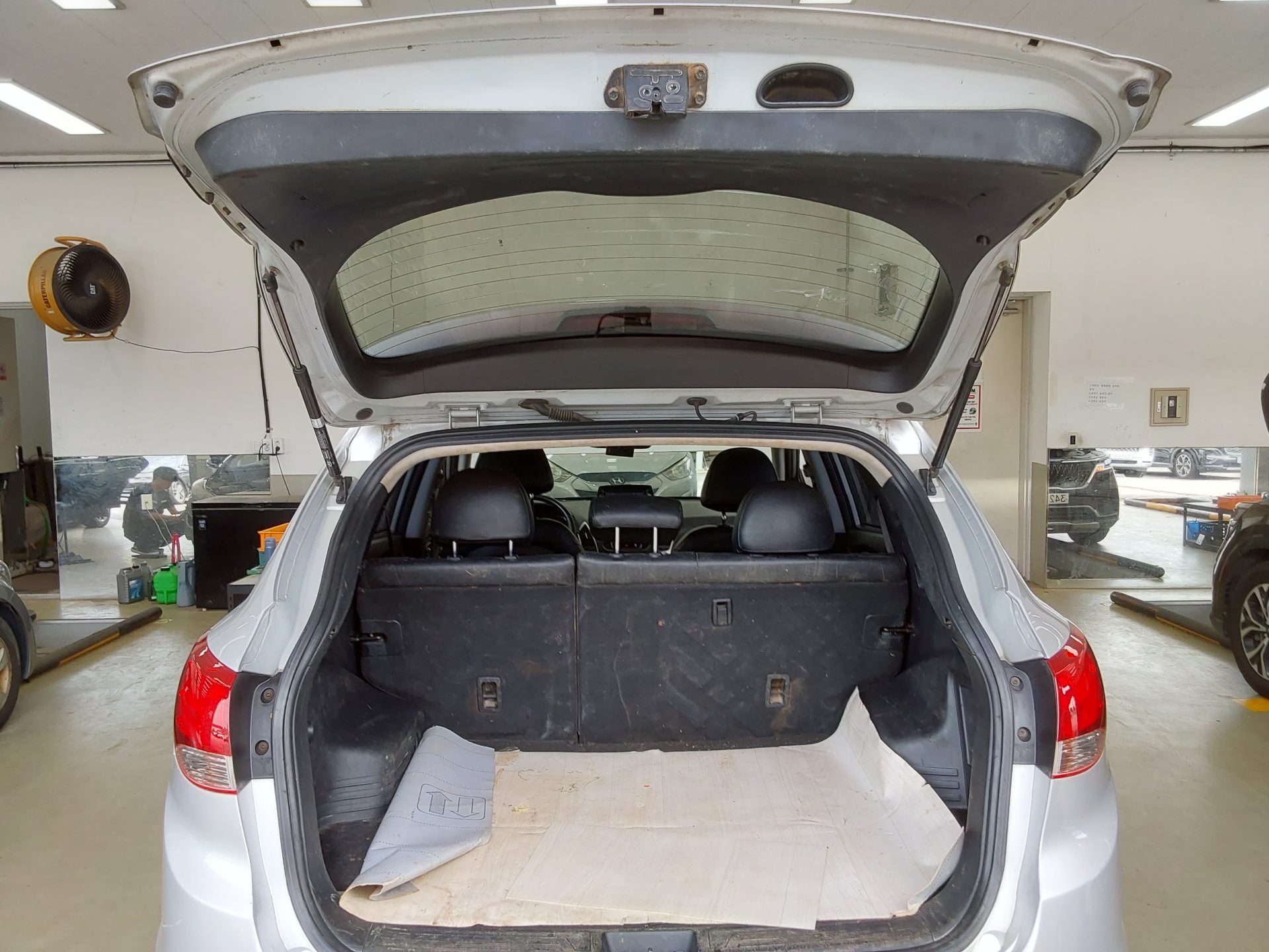 2011 - hyundai tucson