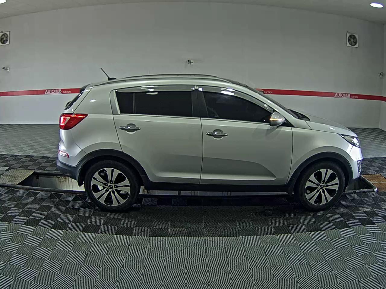 2012 - kia sportage
