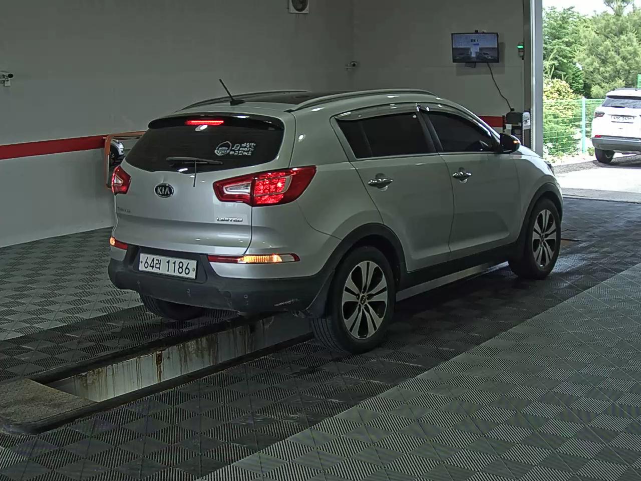 2012 - kia sportage