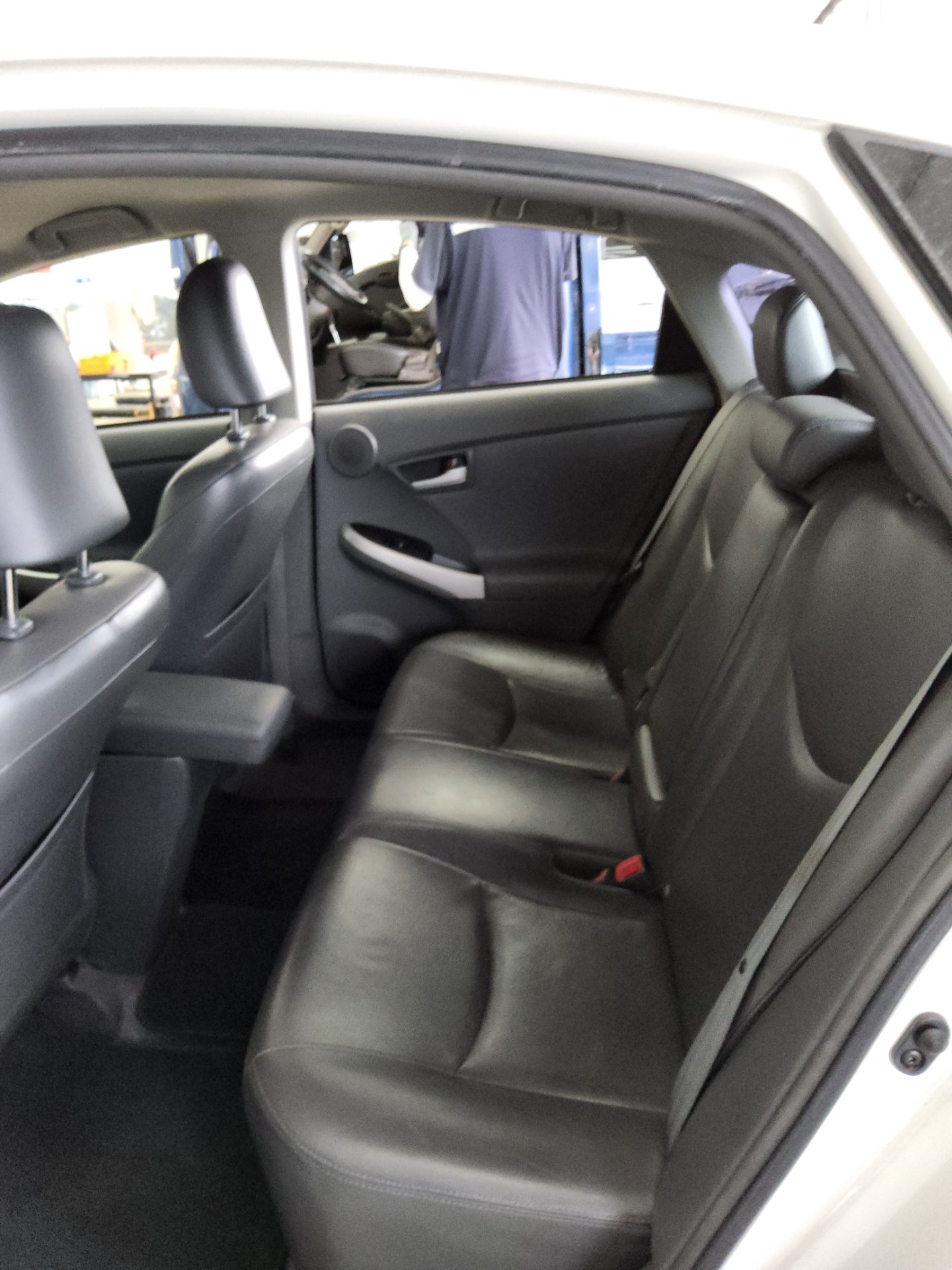 2011 - toyota prius