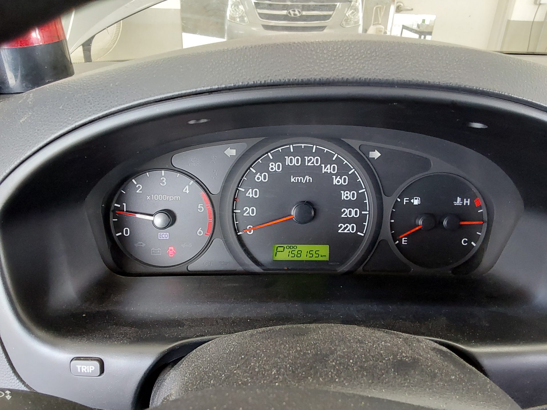 2012 - hyundai grand starex