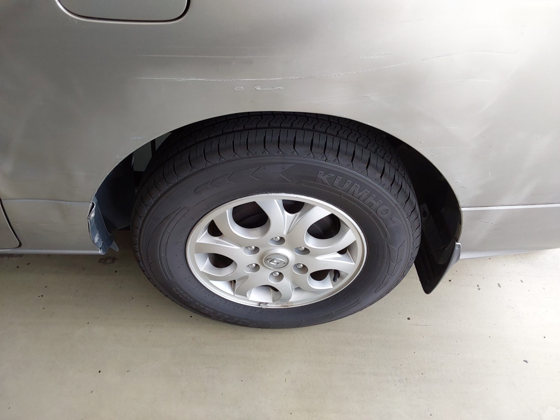 2012 - hyundai grand starex