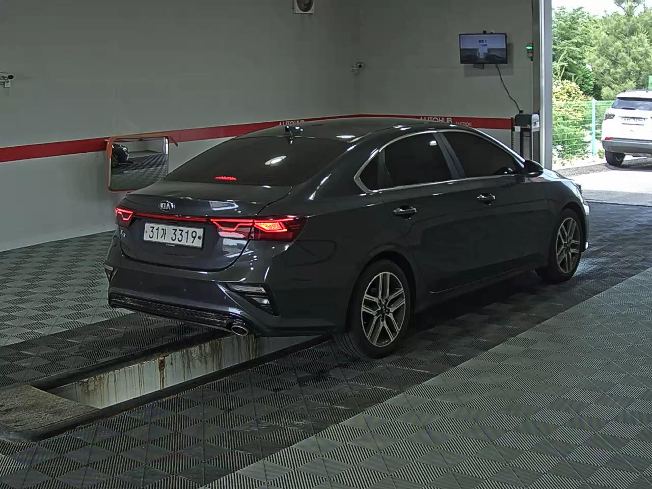 2019 - kia k3