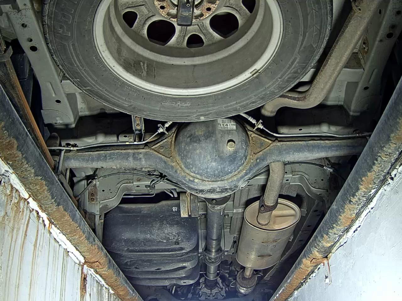 2012 - hyundai grand starex