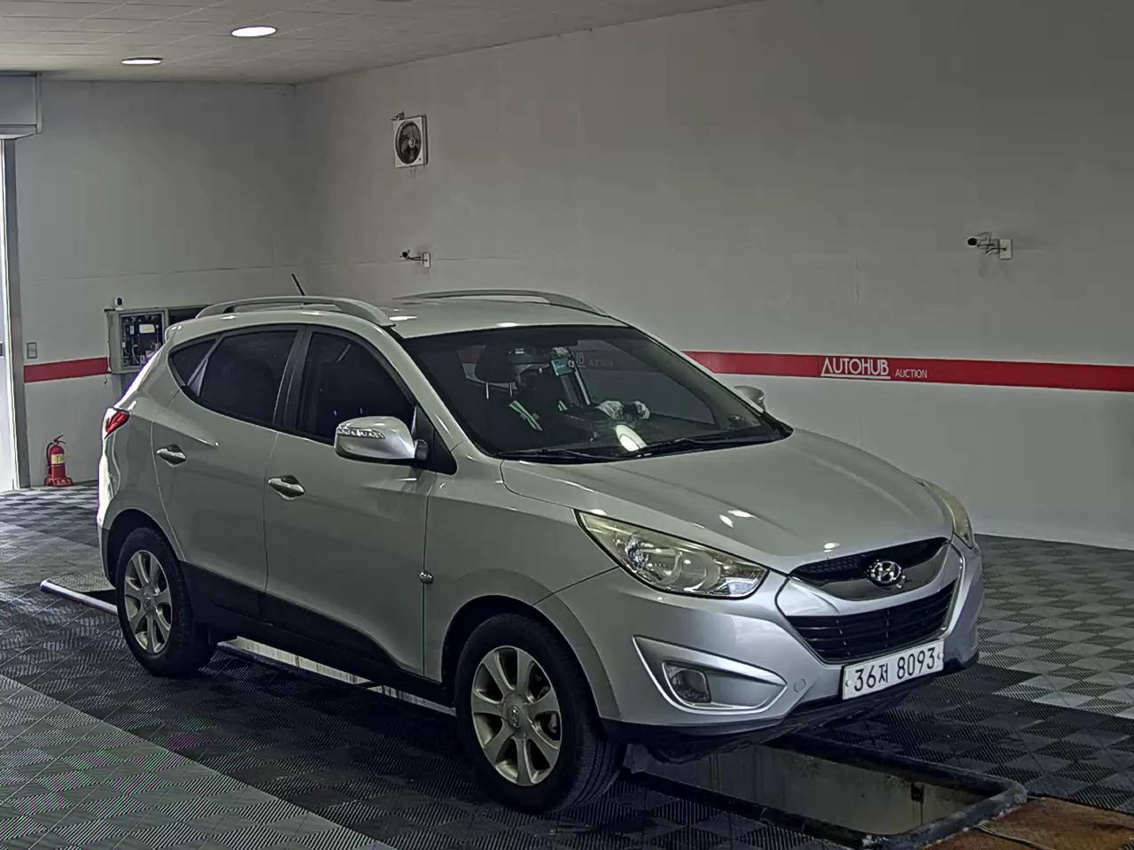 2011 - hyundai tucson