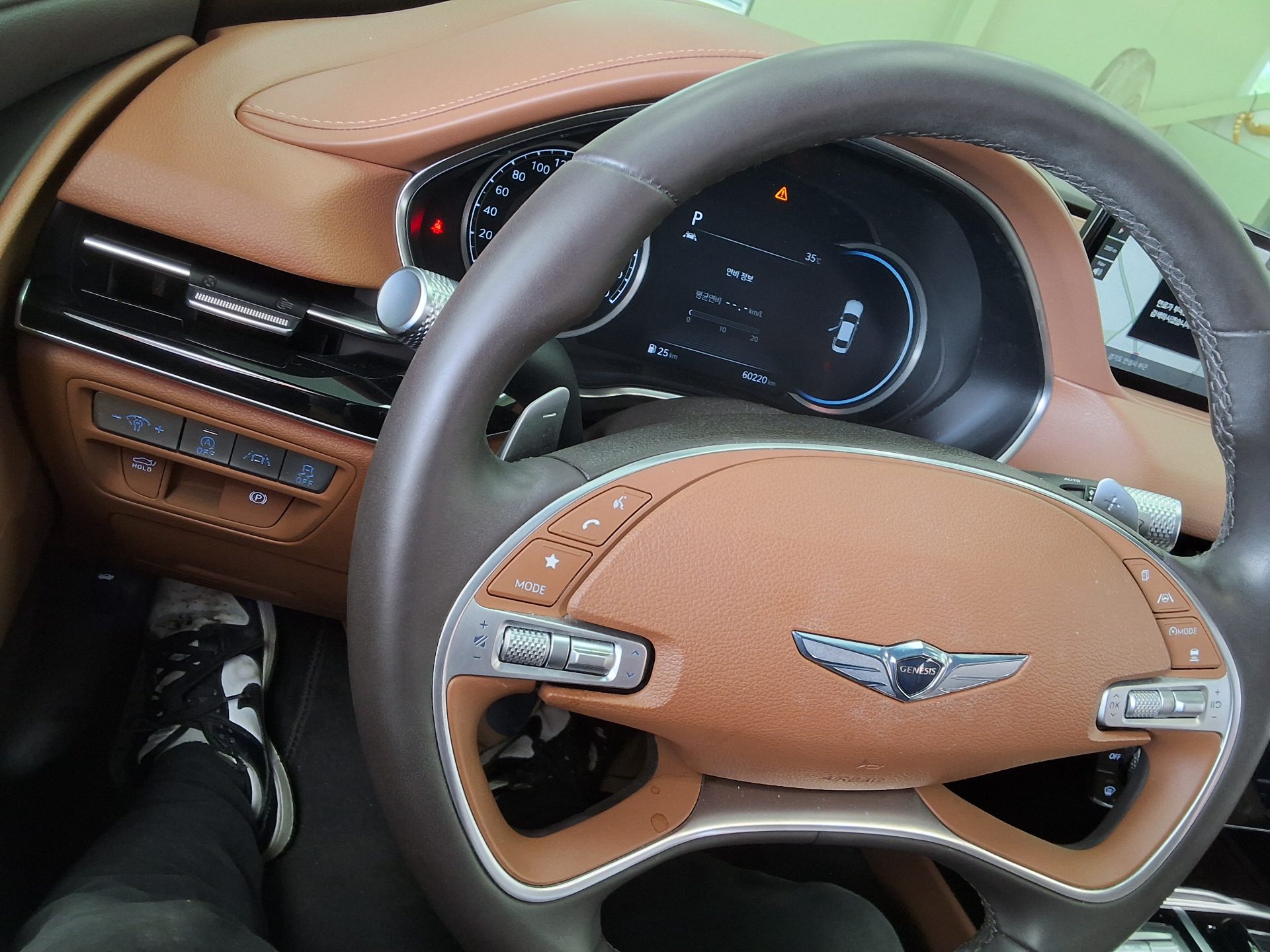 2021 - genesis g80