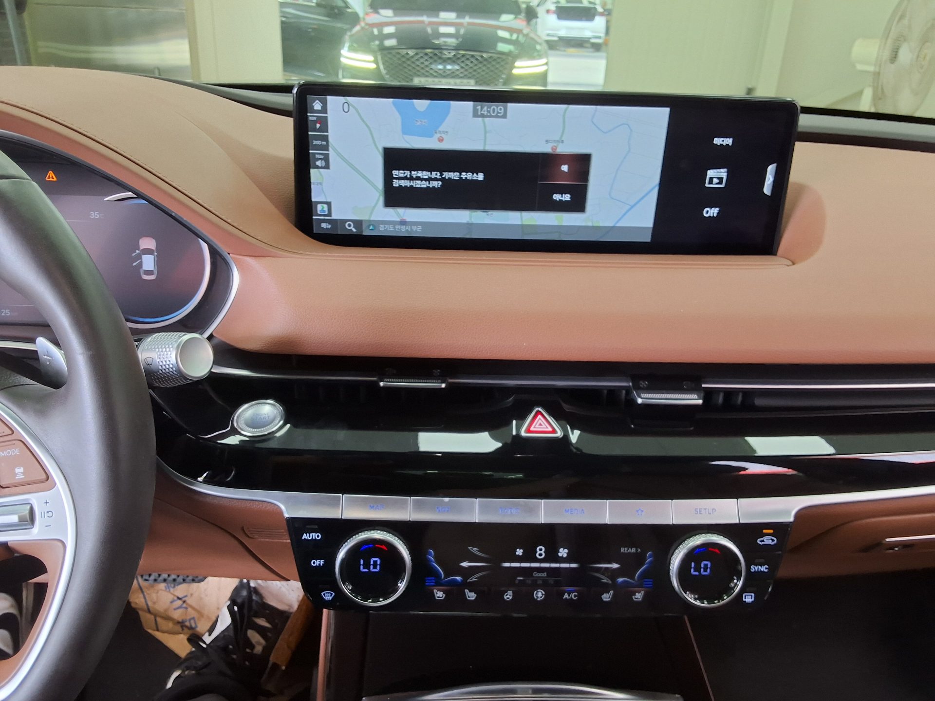 2021 - genesis g80