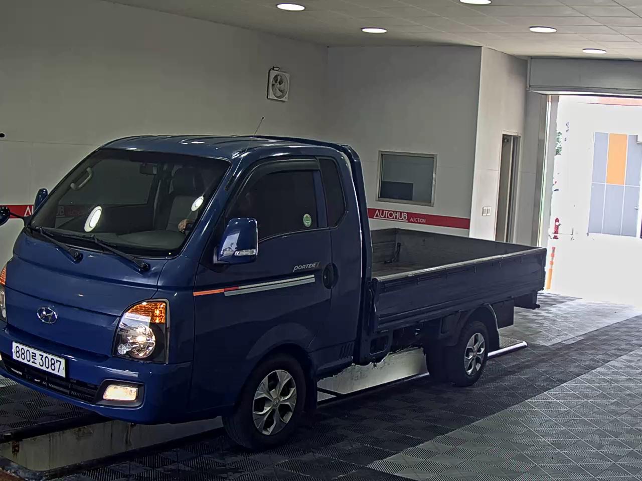 HYUNDAI PORTER II SUPER CAB EXTRA WHEELBASE