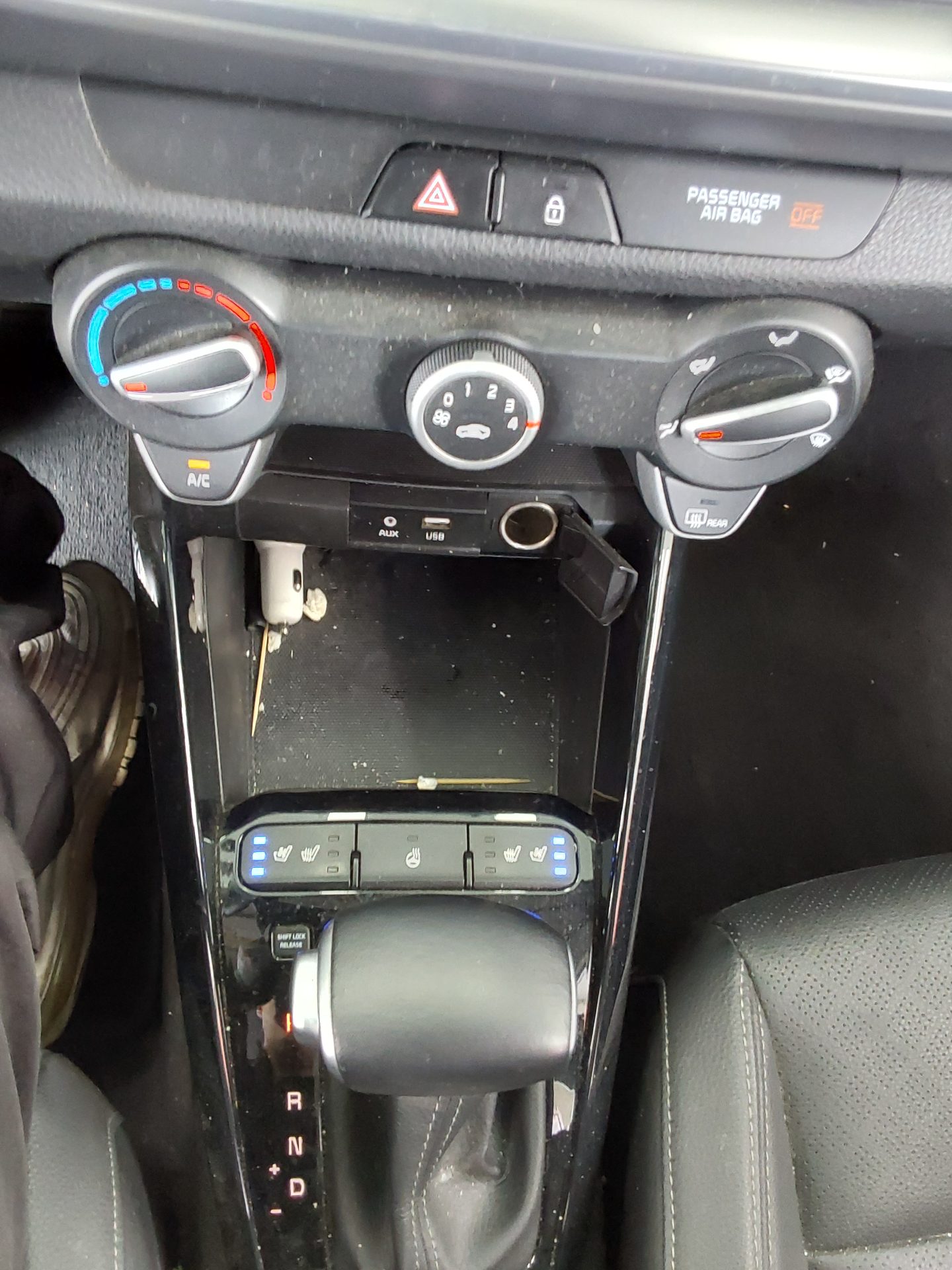 2019 - kia stonic