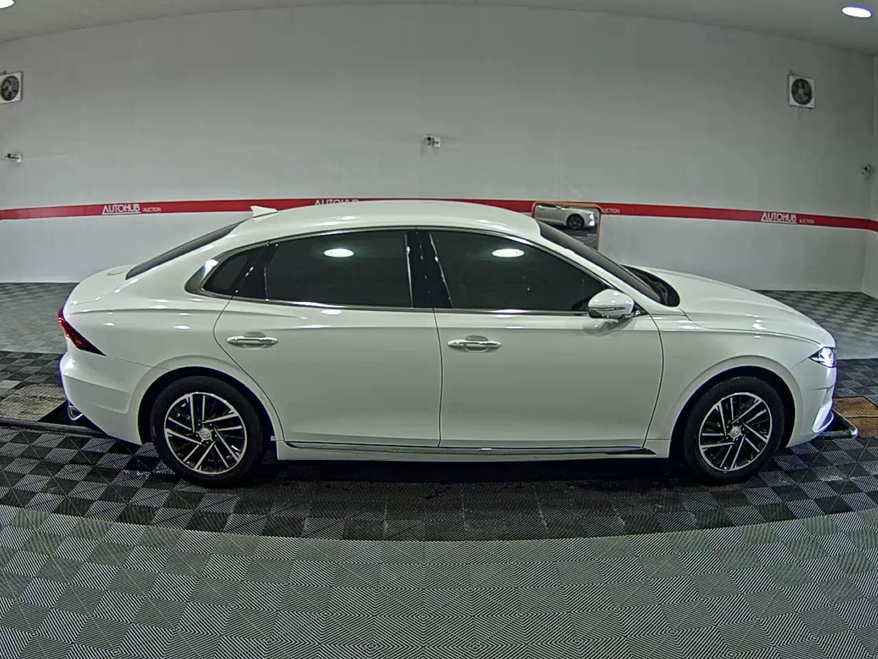 2020 - hyundai grandeur