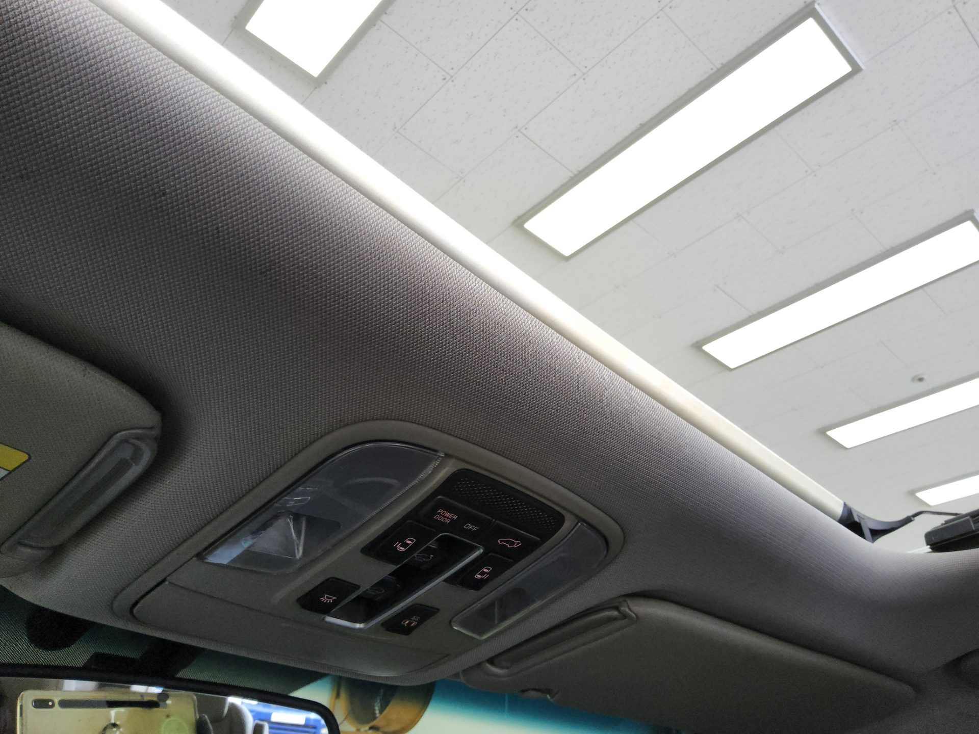 2020 - kia carnival