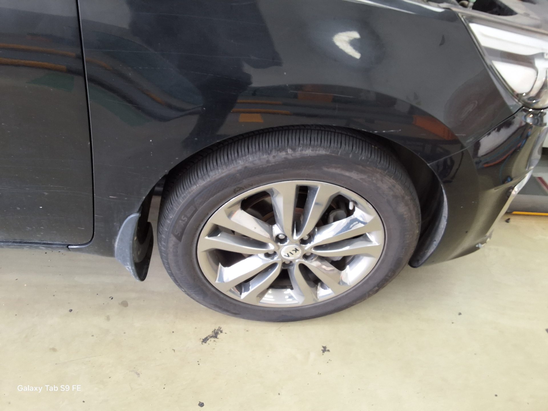 2017 - kia carnival
