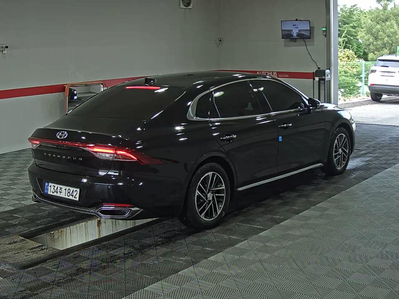2020 - hyundai grandeur