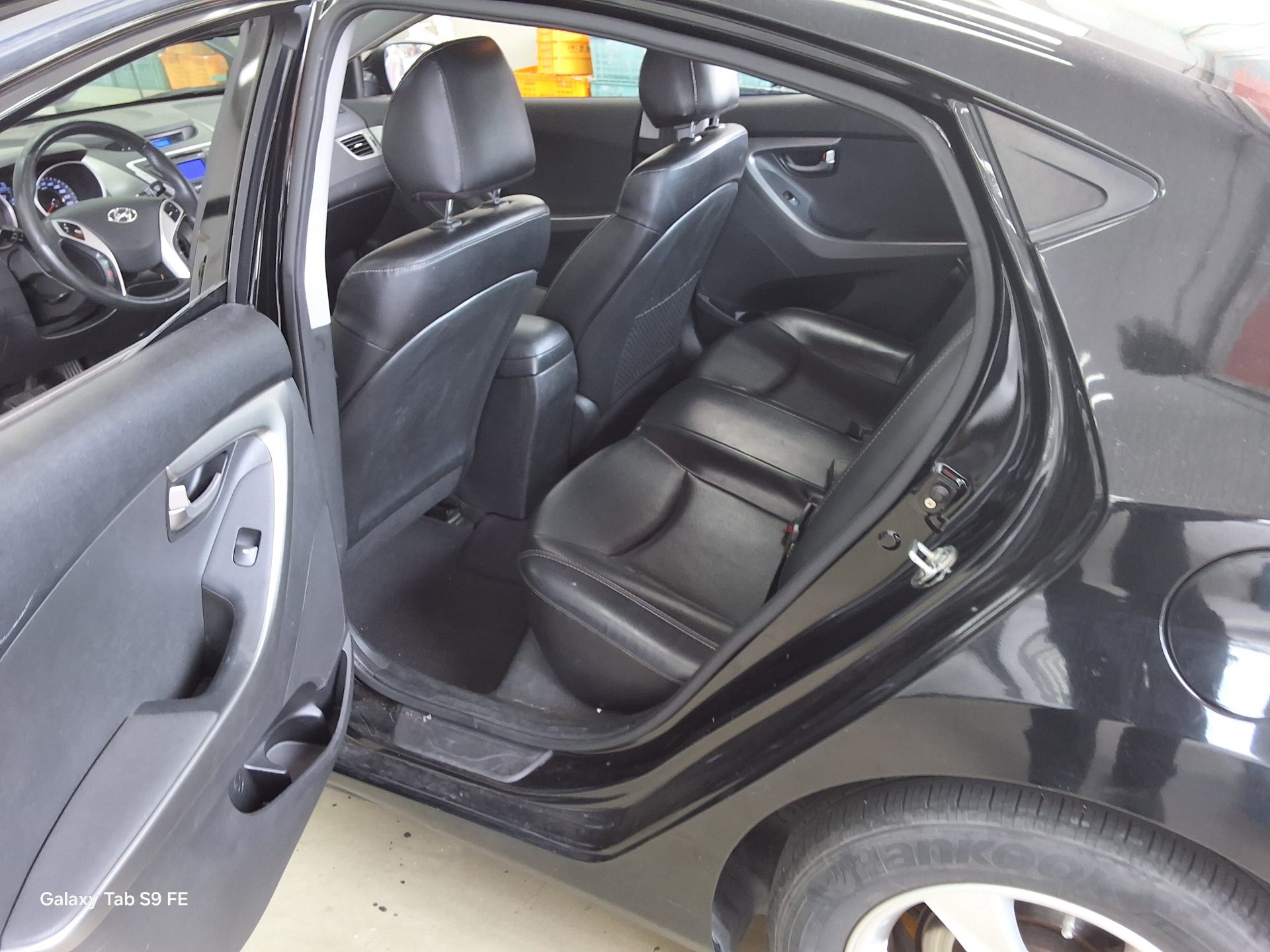 2011 - hyundai avante