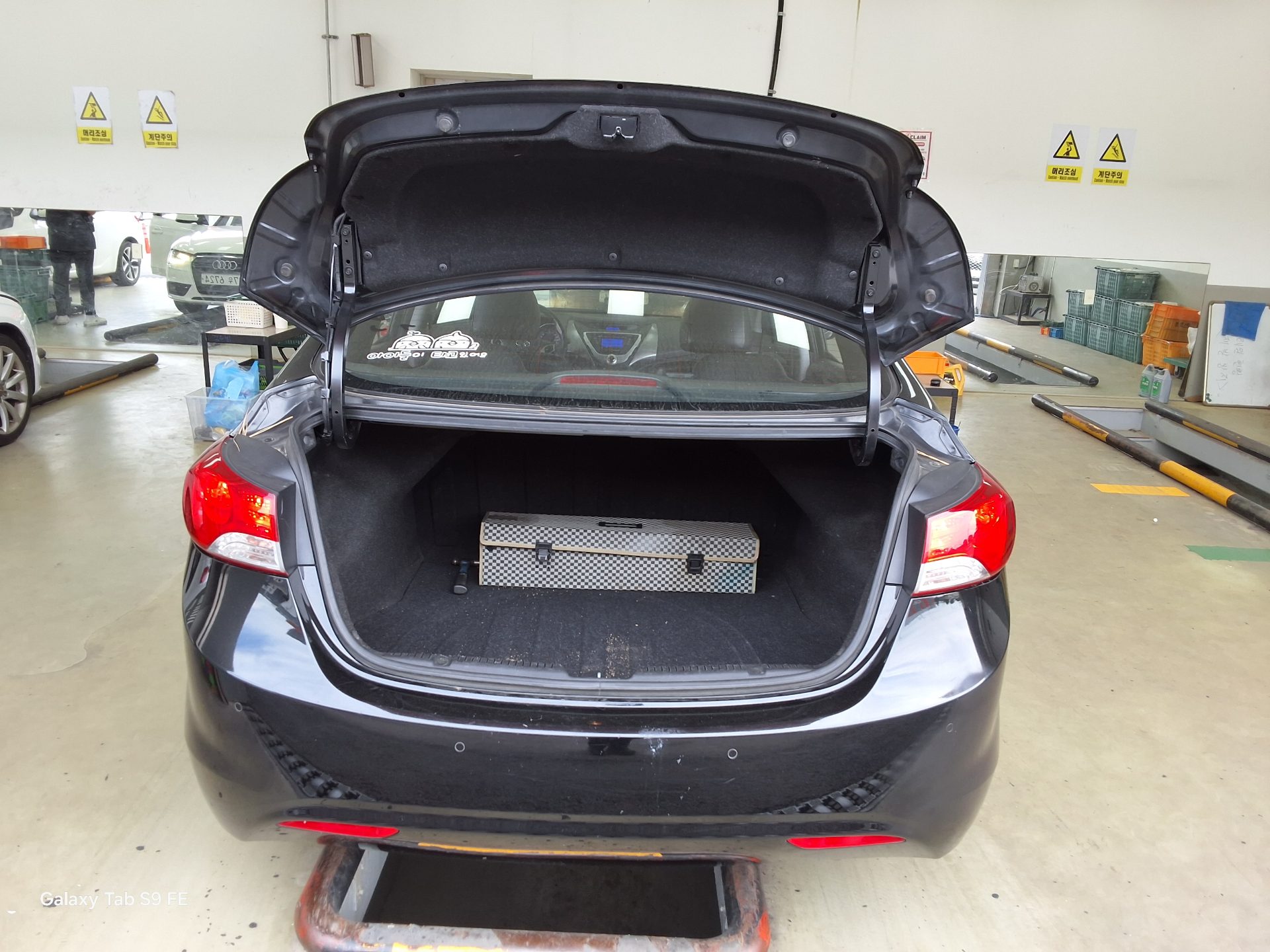 2011 - hyundai avante