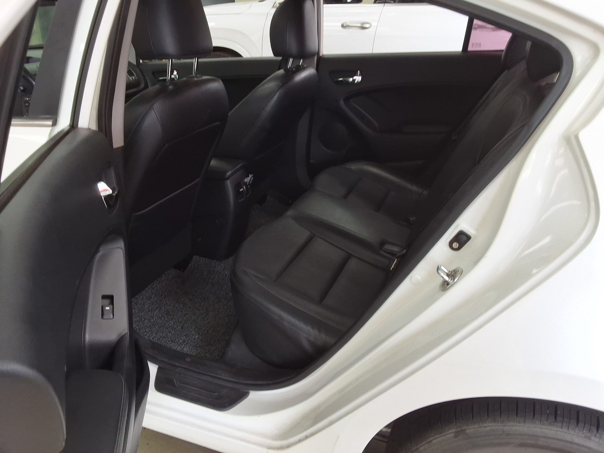 2015 - kia k3