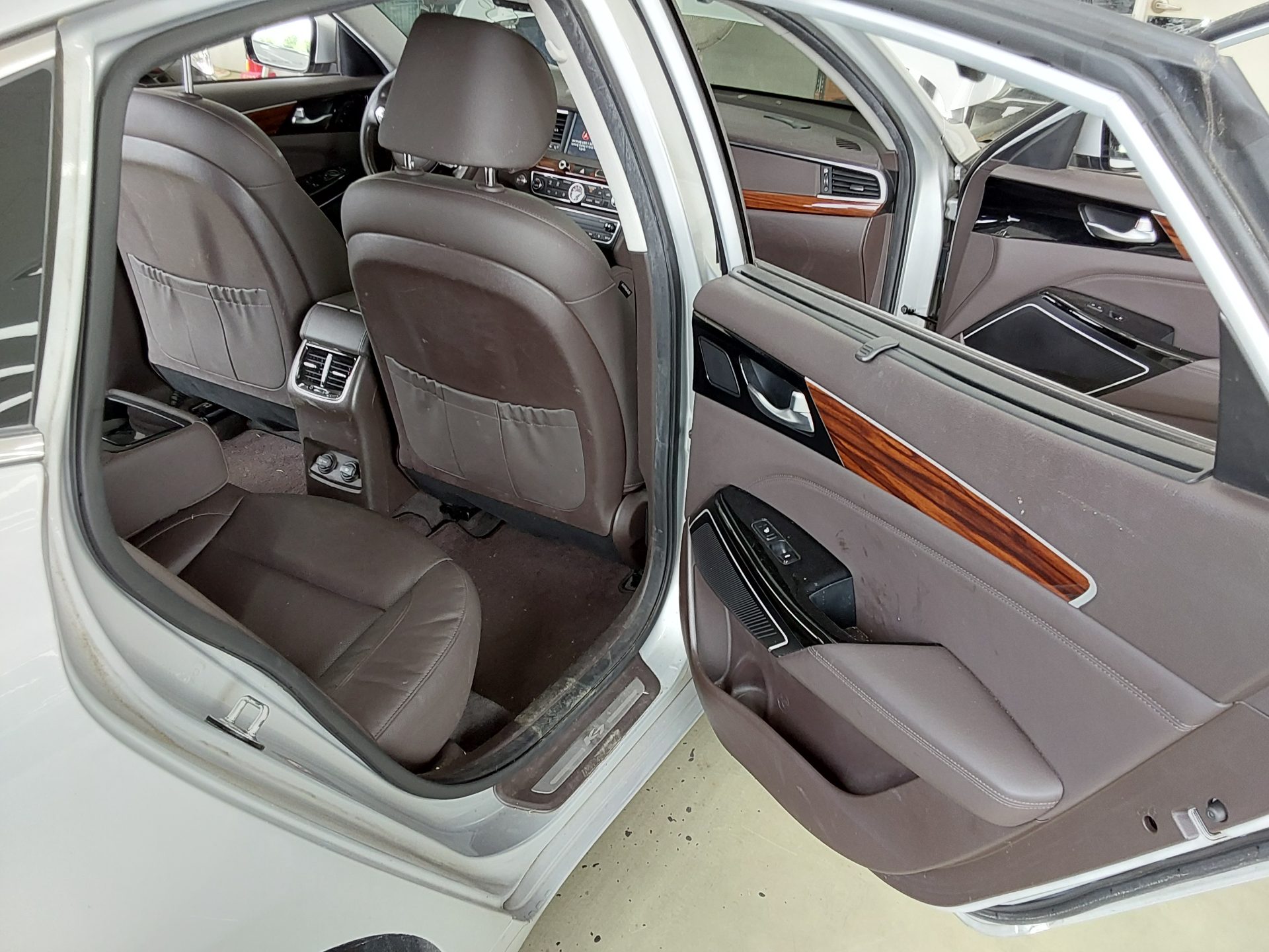 2017 - kia k7